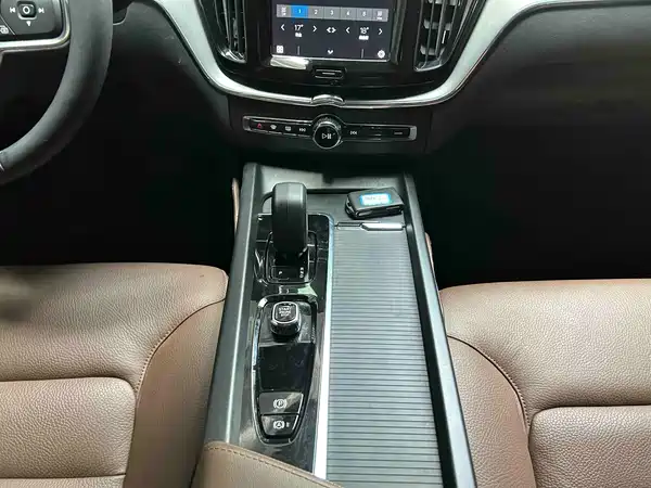 Volvo XC60 2024
