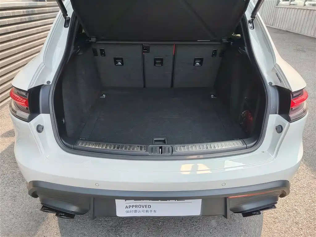 Porsche Macan 2022 — фото 10