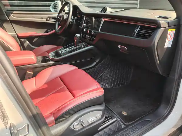 Porsche Macan 2022