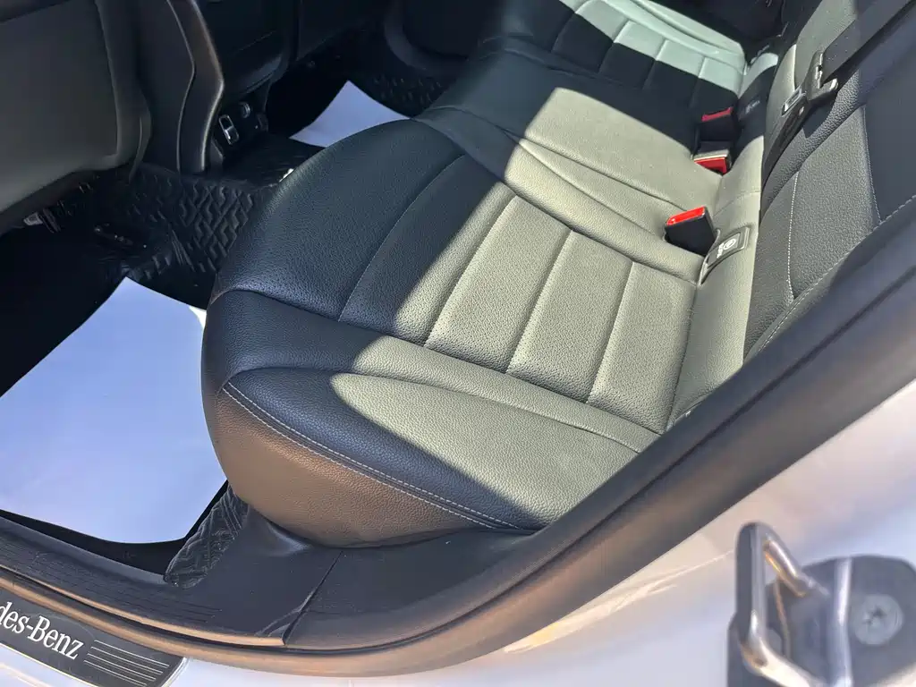 Mercedes-Benz GLC 2019 — фото 17