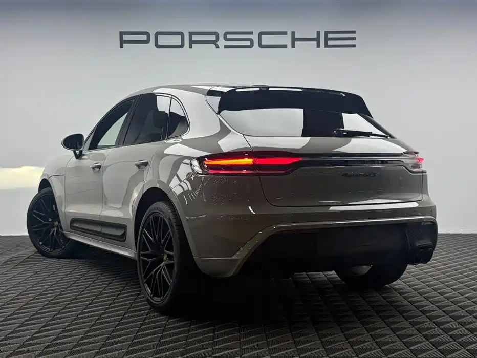 Porsche Macan 2024 — фото 10