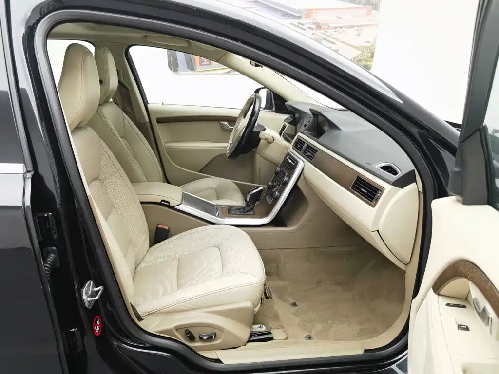 Volvo S80L 2015 — фото 23