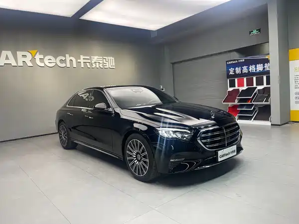 Mercedes-Benz E-Class 2024