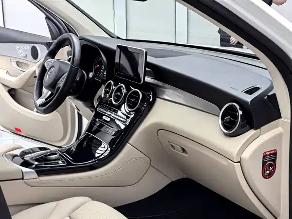 Mercedes-Benz GLC 2018
