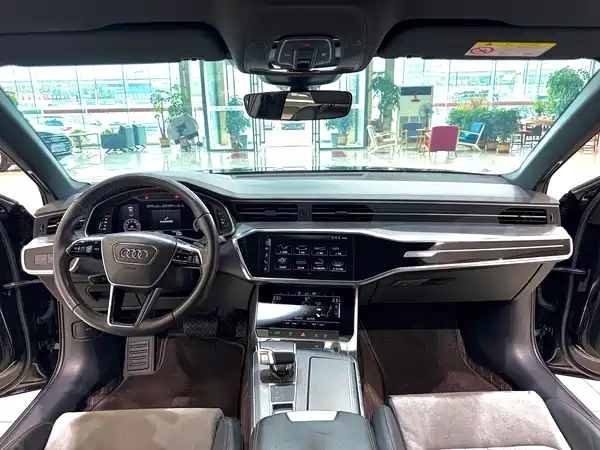 Audi A6L 2020