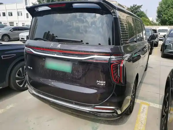 Hongqi HQ9 PHEV 2024