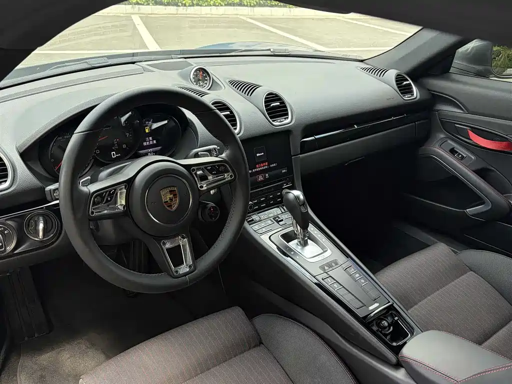 Porsche 718 2023 — фото 11