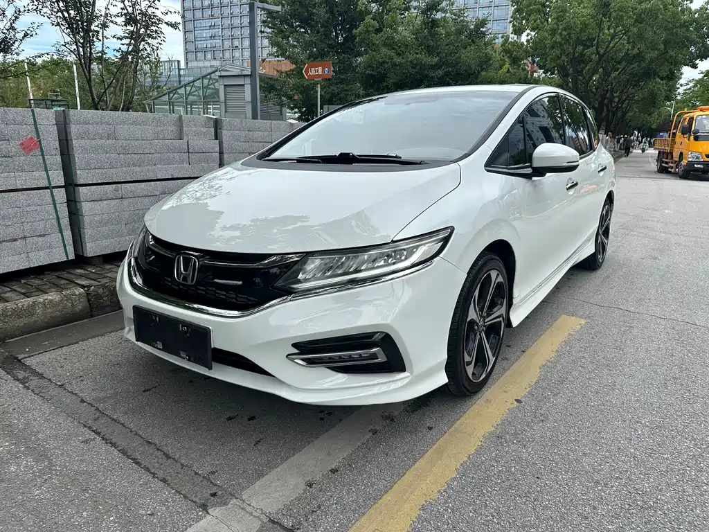 Honda Jade 2017