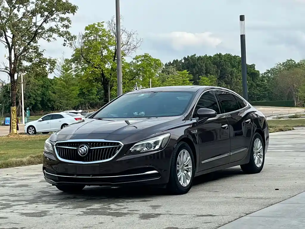 Buick LaCrosse 2017 — фото 3