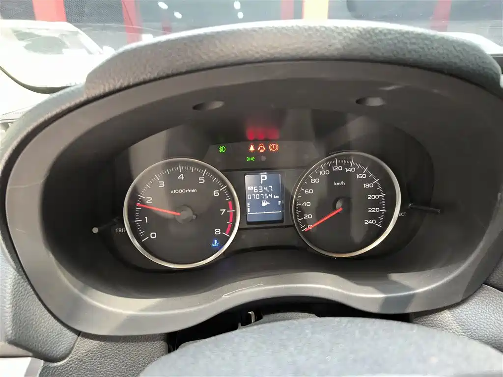 Subaru XV 2015 — фото 8