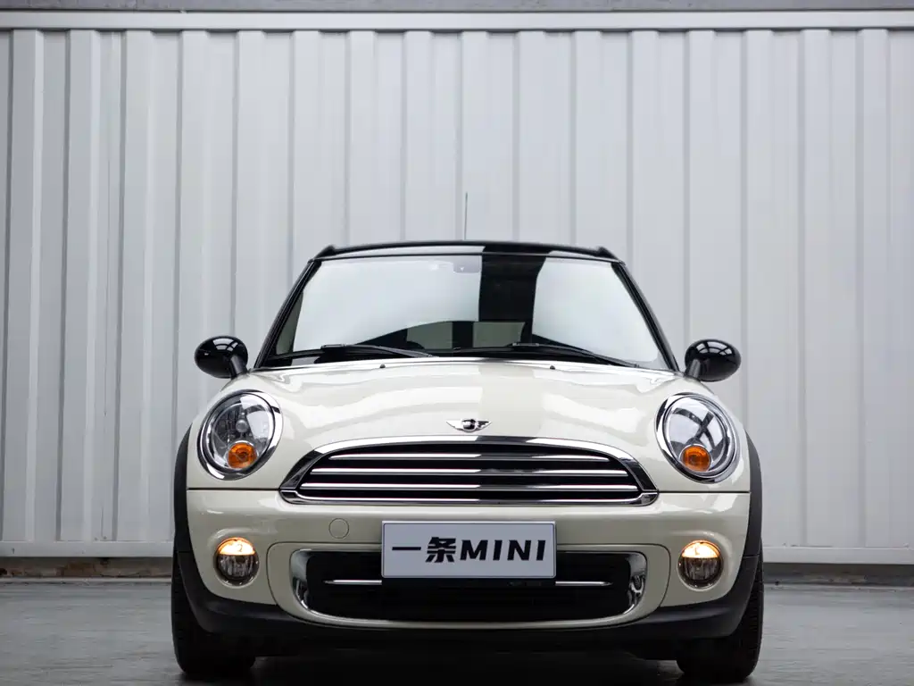 MINI Clubman 2013