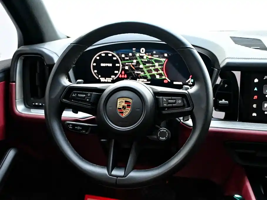 Porsche Cayenne 2024 — фото 17