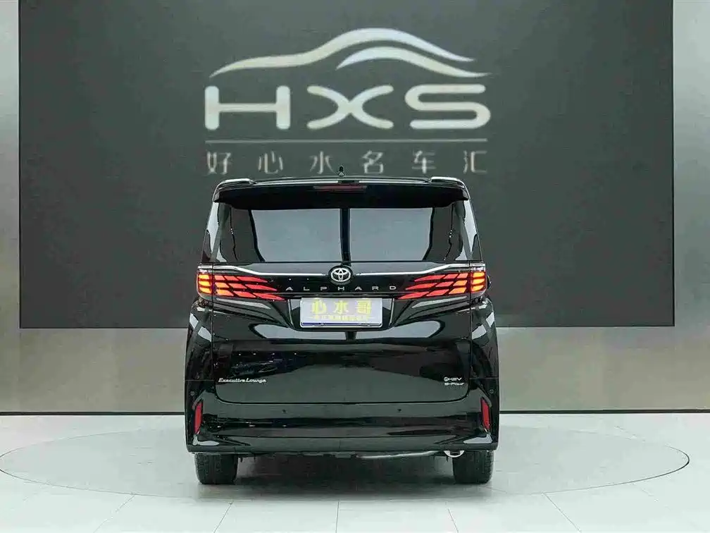 Toyota Alphard 2025 — фото 5
