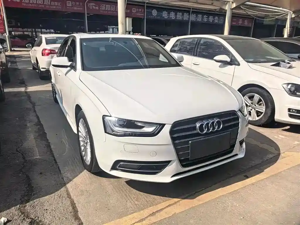Audi A4L 2015 — фото 3