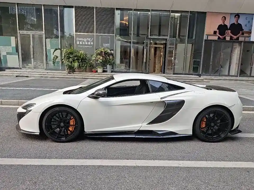 McLaren 650S 2017 — фото 16