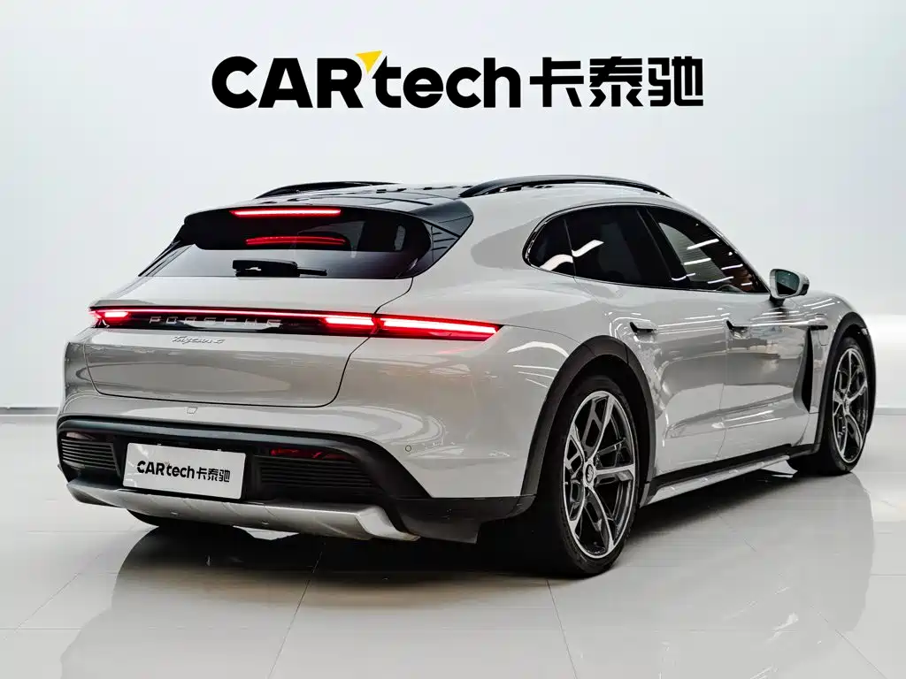 Porsche Taycan 2023 — фото 7