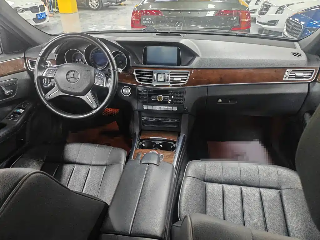 Mercedes-Benz E-Class 2015