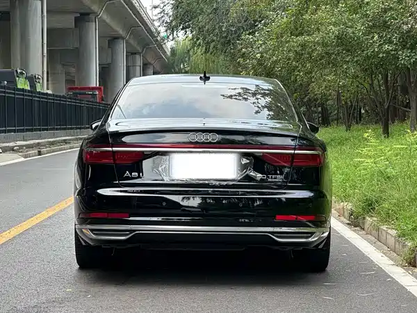 Audi A8 2022