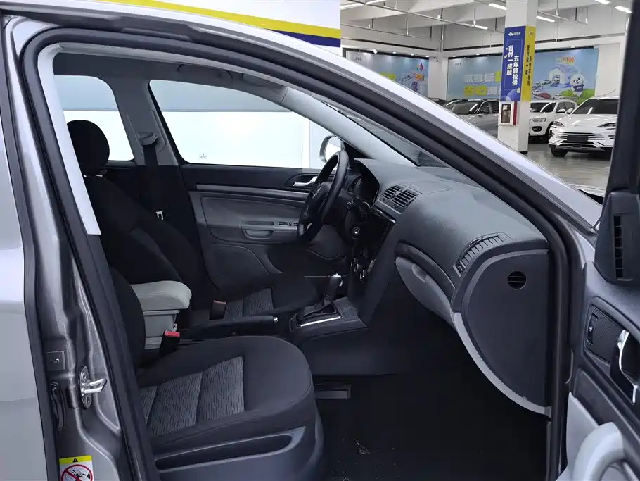 Skoda Octavia 2015 — фото 8