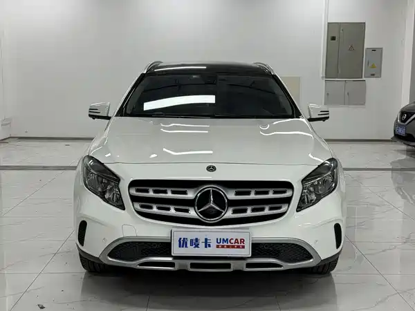Mercedes-Benz GLA 2019