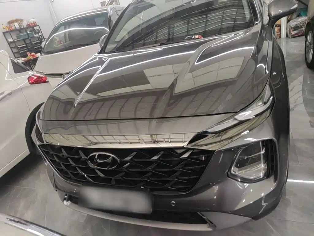 Hyundai Santa Fe 2023