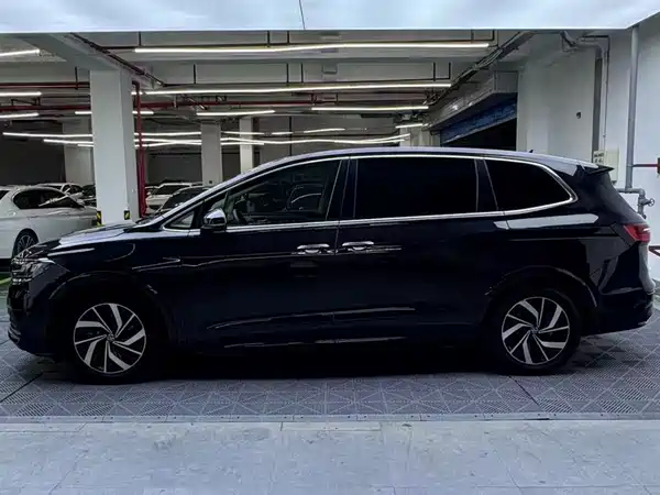 Volkswagen Viloran 2021