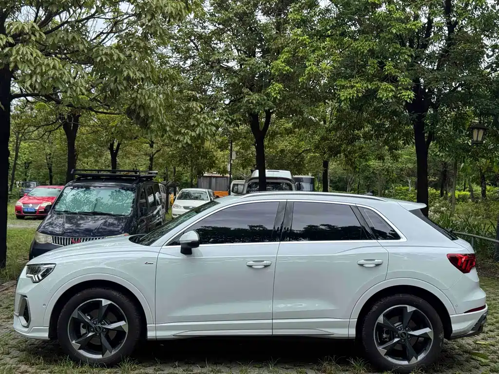 Audi Q3 2023