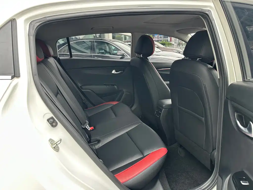 Kia KX Cross 2018