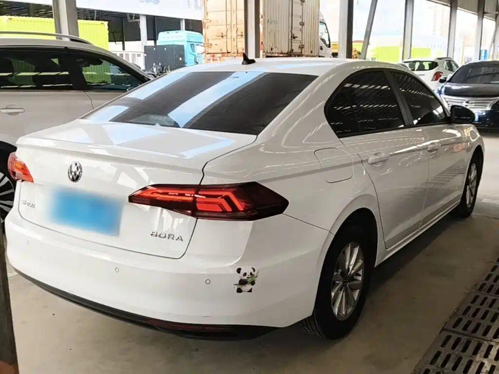 Volkswagen Bora 2023