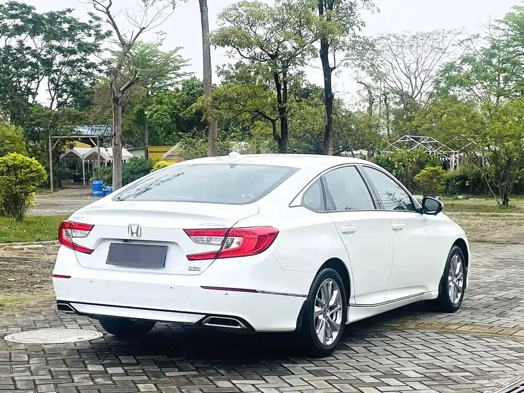 Honda Accord 2021 — фото 9