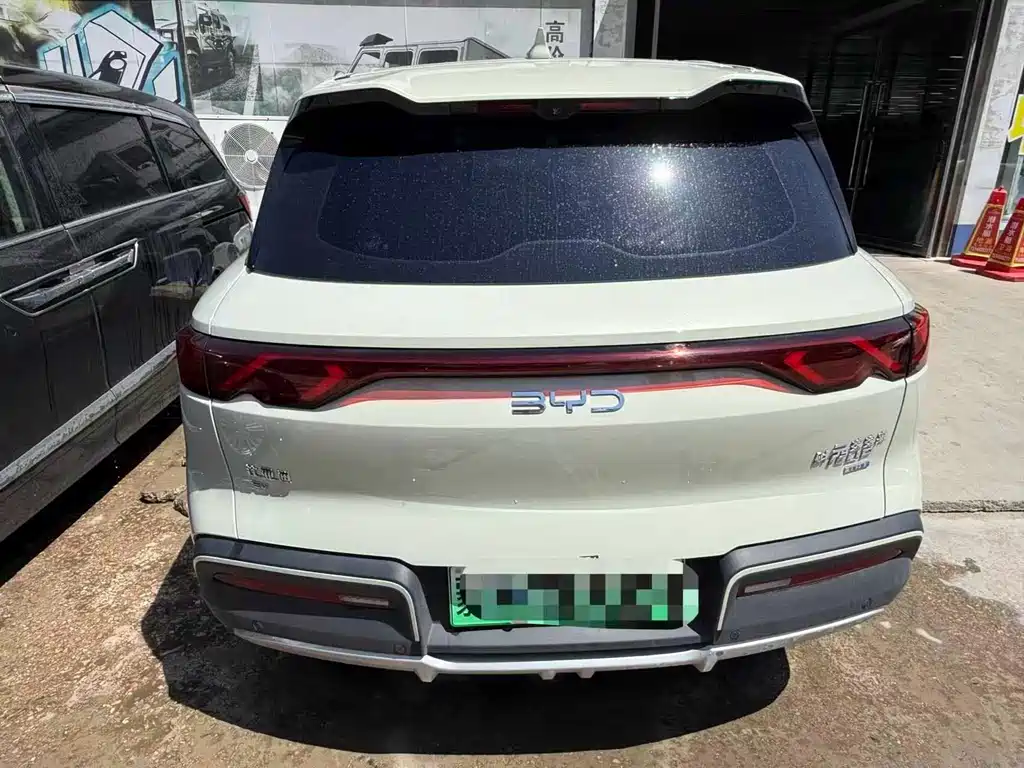 BYD Yuan UP 2025