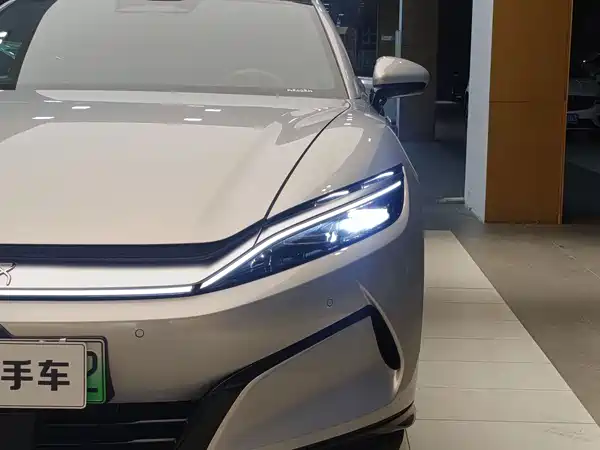 BYD Han L 2025