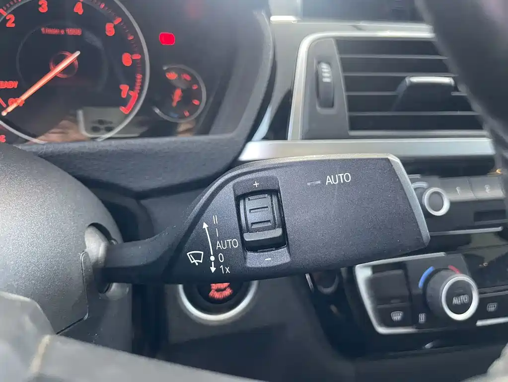 BMW 3 Series GT 2020 — фото 15