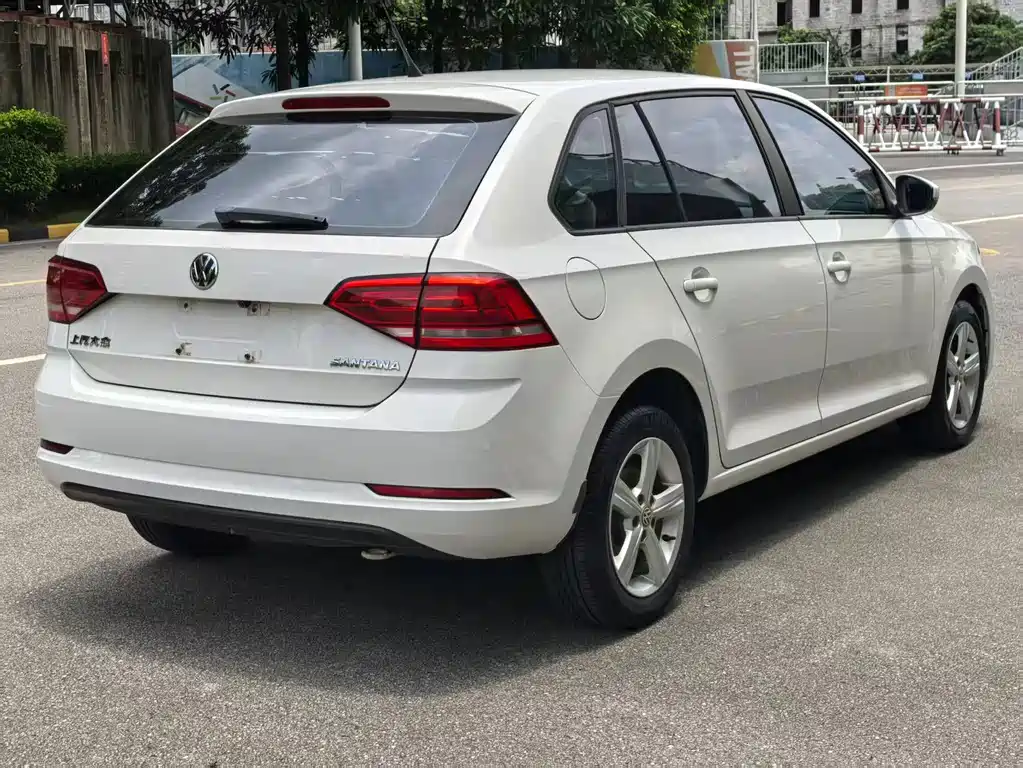 Volkswagen Santana 2016