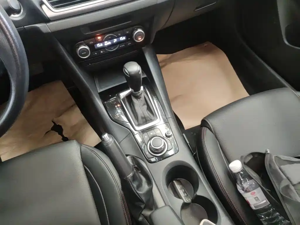 Mazda 3 Angkesela 2016 — фото 14