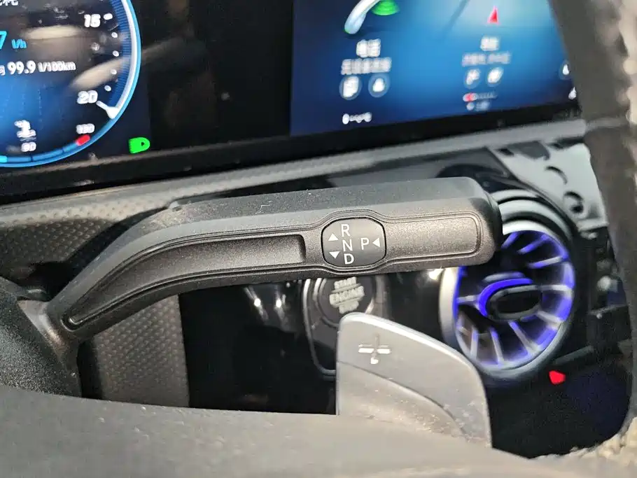 Mercedes-Benz A-Class 2022 — фото 15