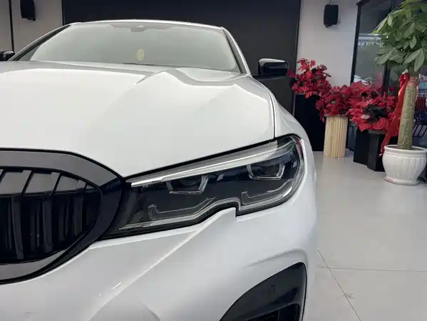 BMW 3 Series 2021