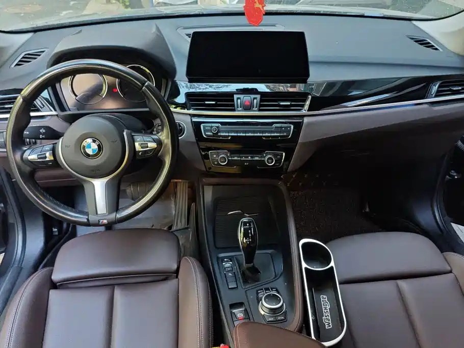 BMW X1 2021 — фото 12