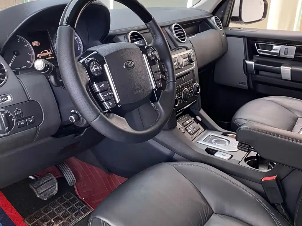 Land Rover Discovery 2016 — фото 3