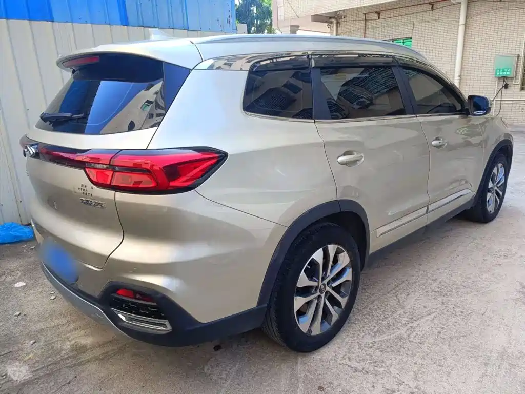 Chery Tiggo 8 2019 — фото 7