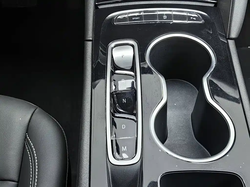 Buick Regal 2023 — фото 13