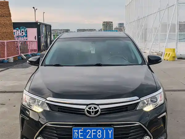 Toyota Camry 2016