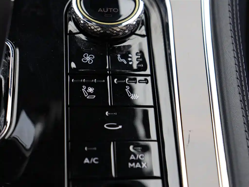 Bentley Continental 2020 — фото 18