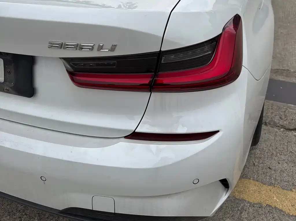 BMW 3 Series 2022 — фото 6
