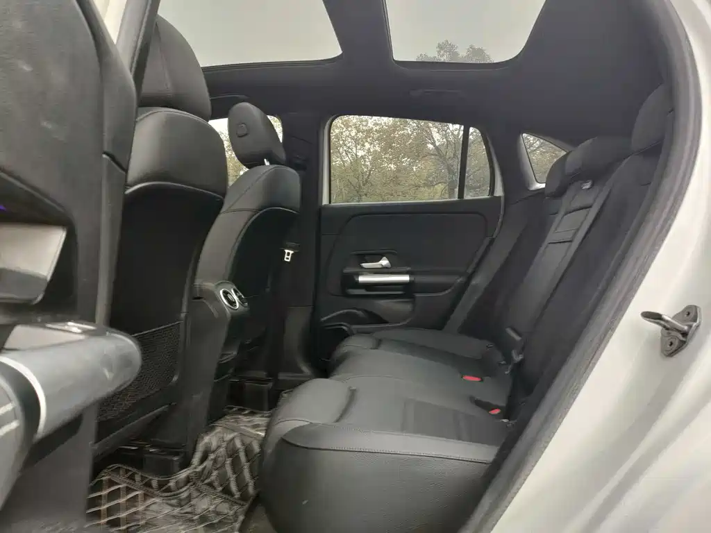 Mercedes-Benz GLA 2020 — фото 12