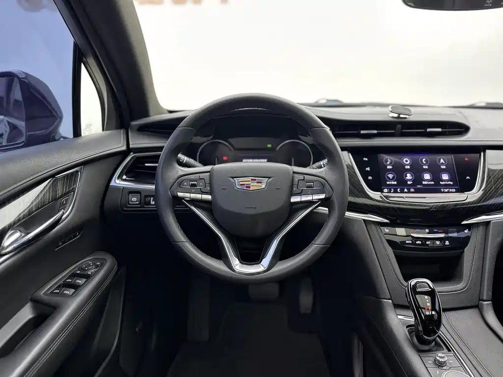 Cadillac XT6 2019 — фото 9