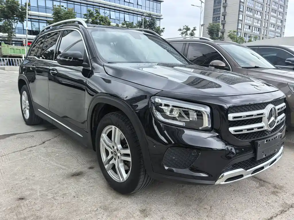 Mercedes-Benz GLB 2023 — фото 25