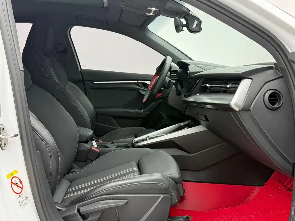 Audi A3 2022 — фото 14