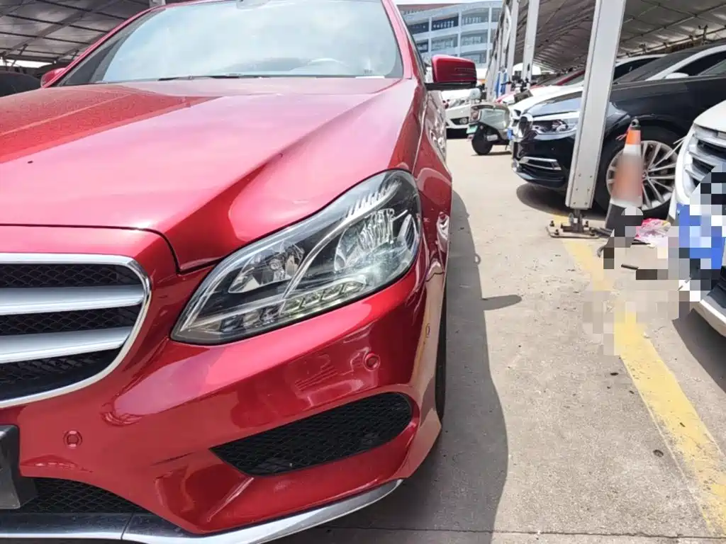 Mercedes-Benz E-Class 2015 — фото 24