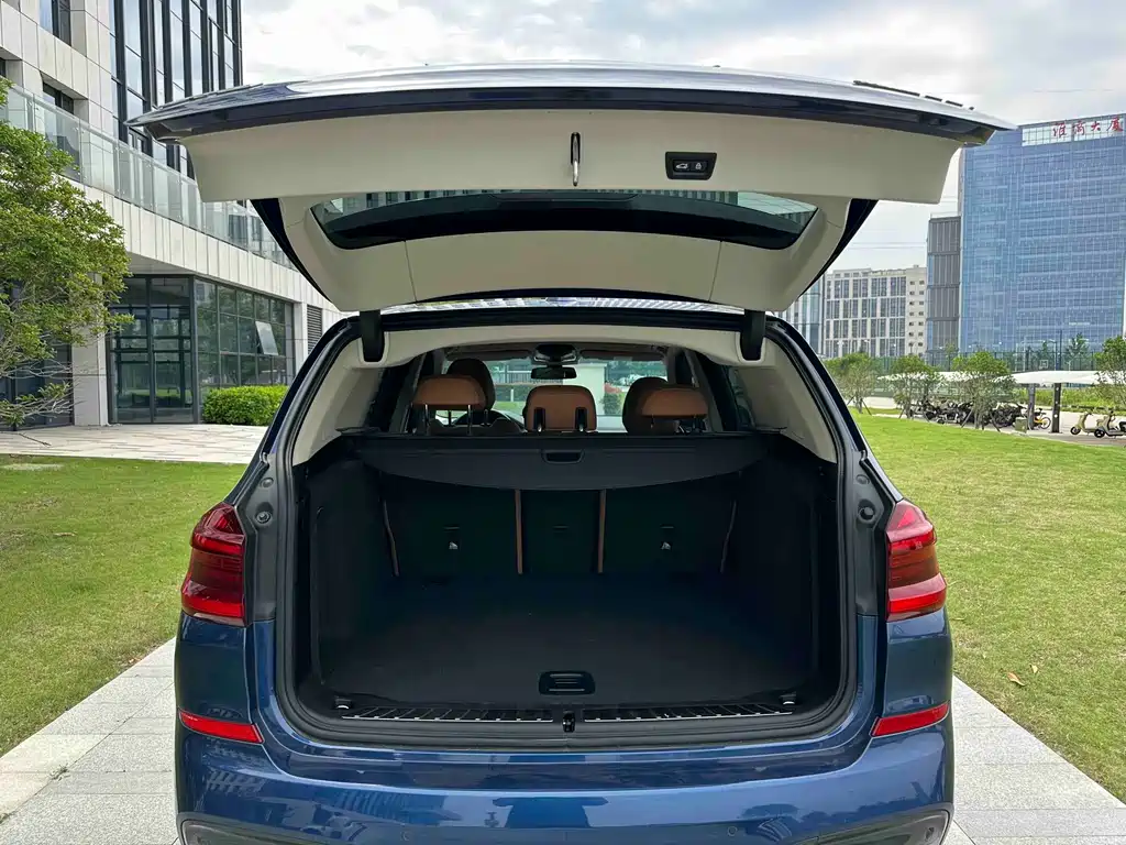 BMW X3 2018 — фото 26